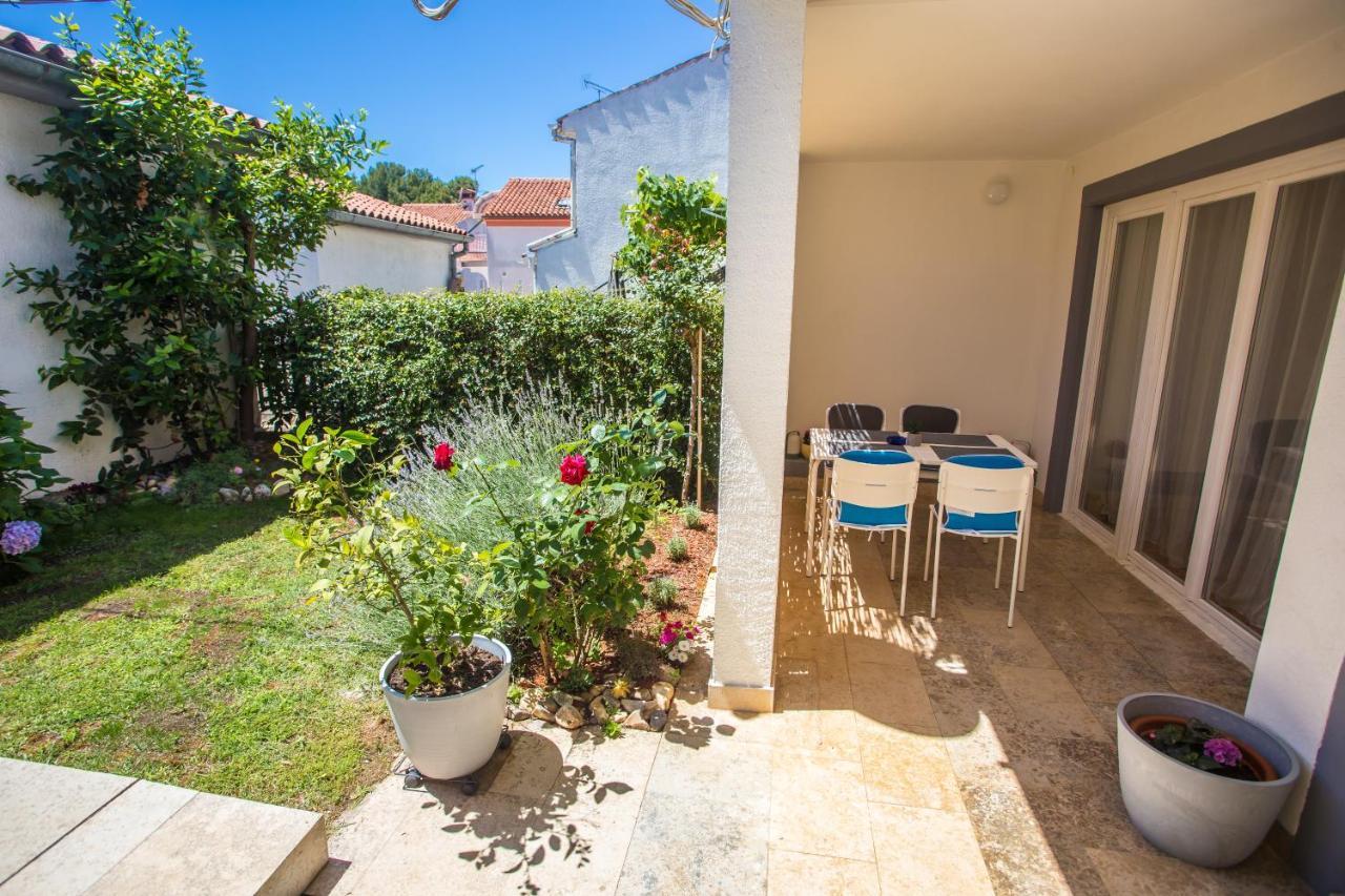 Apartment Rosse Poreč Exterior foto